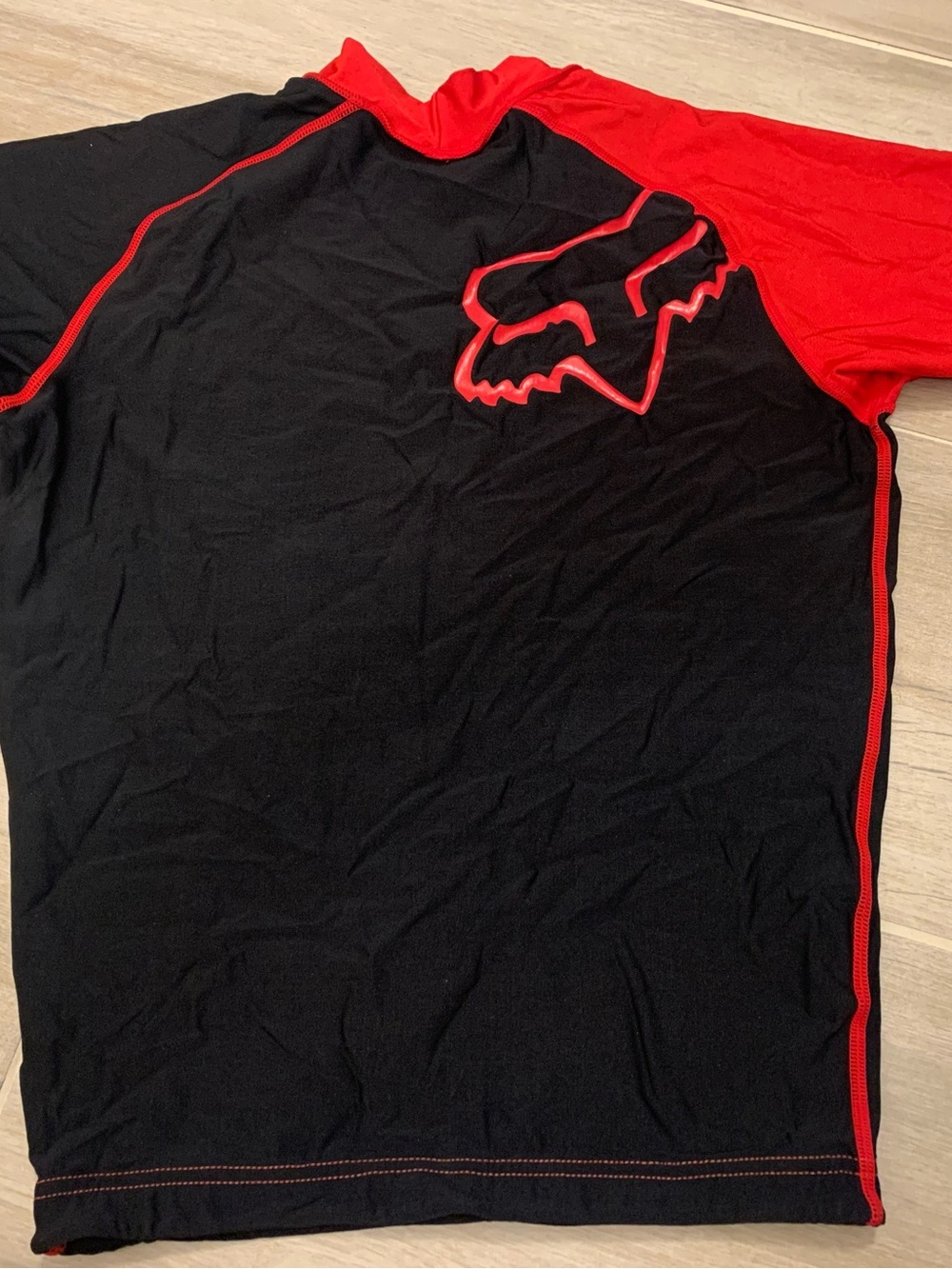 Women’s Fox Swim Rash Guard sz Medium - Picture 2 of 3